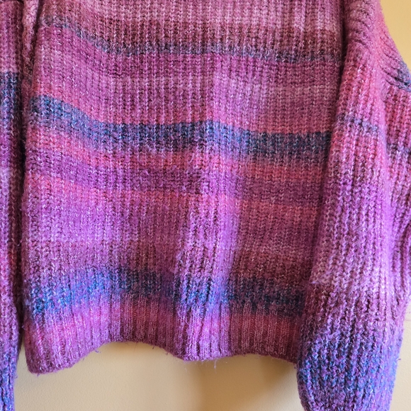 Ady P Cozy Multicolor Striped Crop Sweater, L (PTP=24.25") - Picture 3 of 3